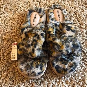 Cheetah print slides.